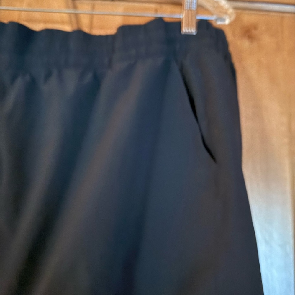 Athleta Women’s Weekender Athletic Shorts - Turquoise, Black & Navy size L - Picture 7 of 11